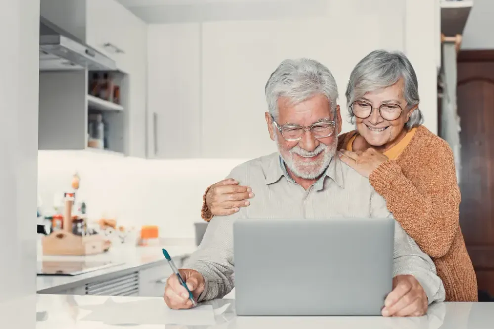 Differences Between Selling Bare Ownership and a Reverse Mortgage